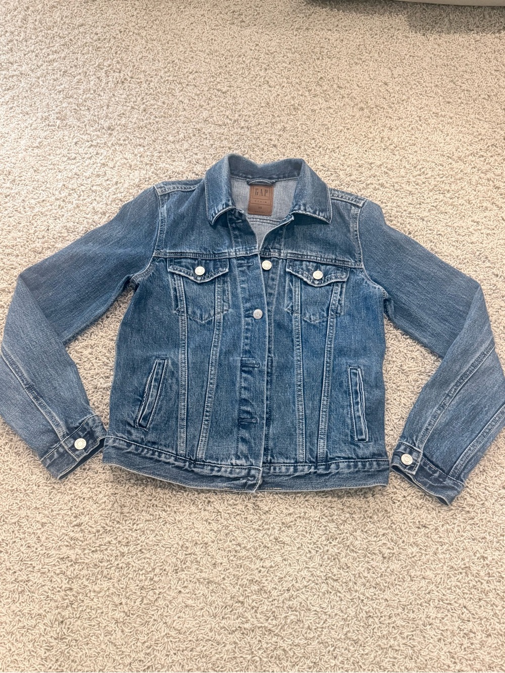 Gap Women's Classic Blue Denim Jacket